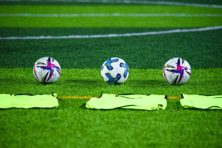 Entretenimento online e futebol brasileiro: organizar o lazer com o calendário de jogos